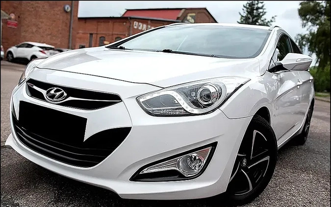 Hyundai i40 cena 36999 przebieg: 218000, rok produkcji 2013 z Elbląg małe 667